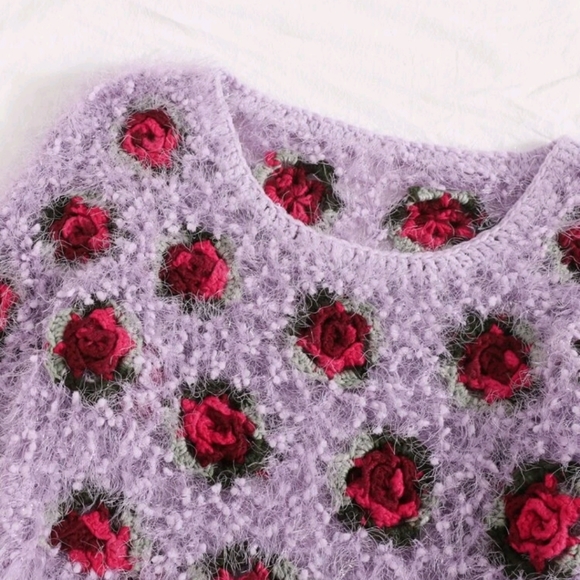 Super cute Rose Flower Fuzzy Knit Sweater - Picture 5 of 6